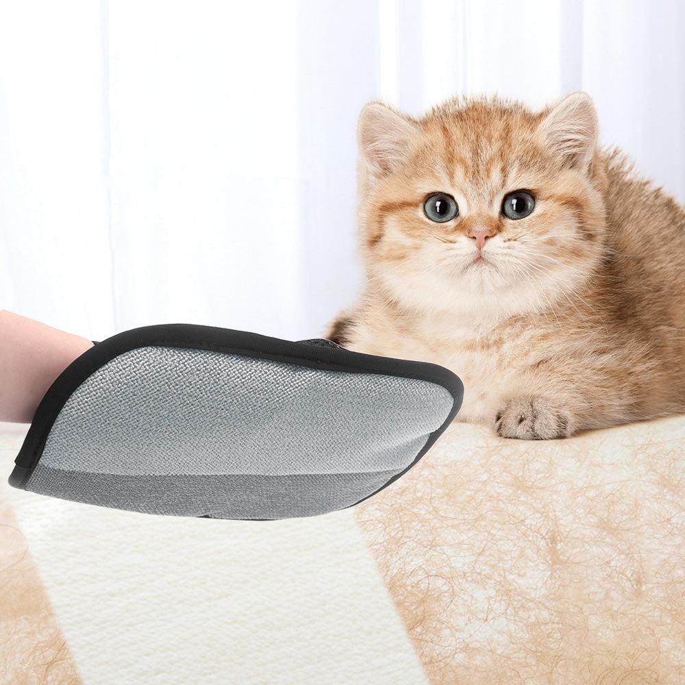 Pet Hair Removal Glove - Reusable 5-Finger Electrostatic Grooming Tool - view 2