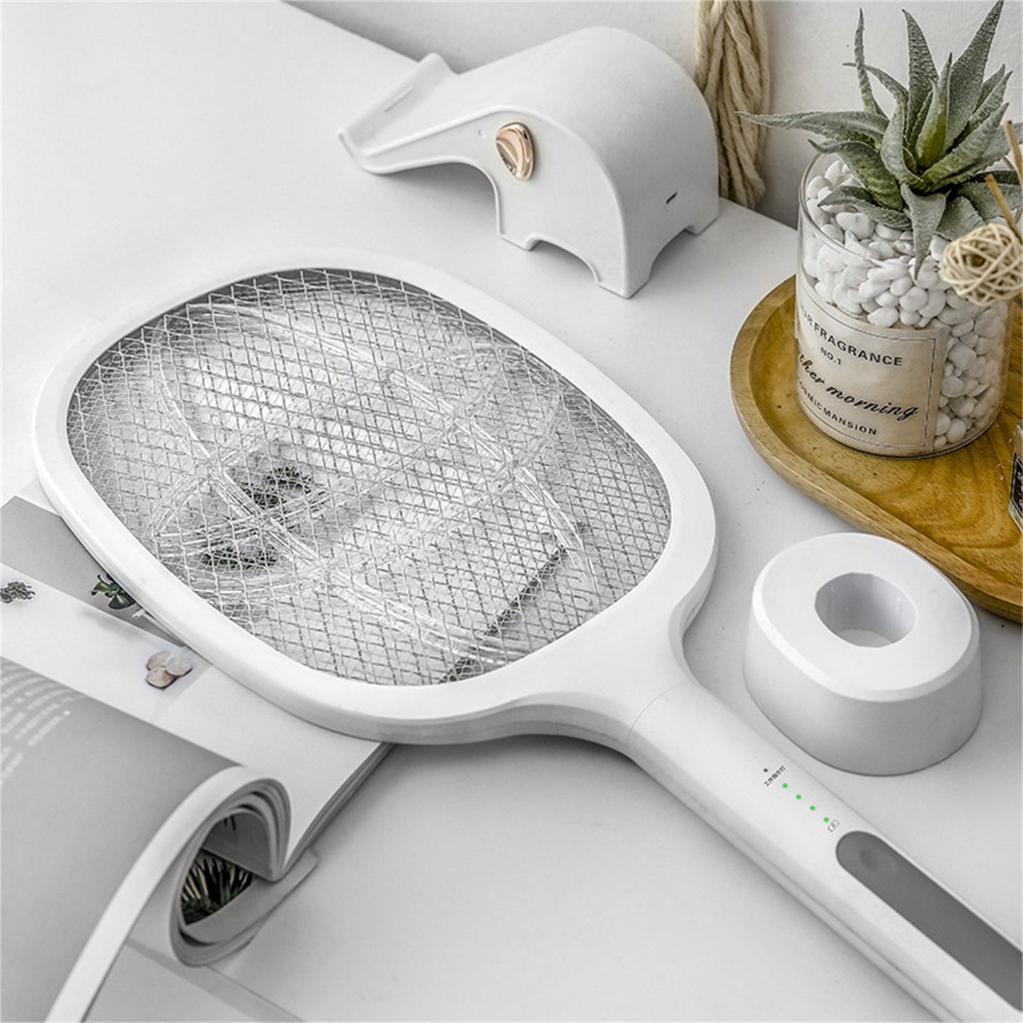 Electric Mosquito Swatter 5V 1A Rechargeable Efficient 2 in 1 Electric Mosquito Bat with LED Light for Home White - view 4
