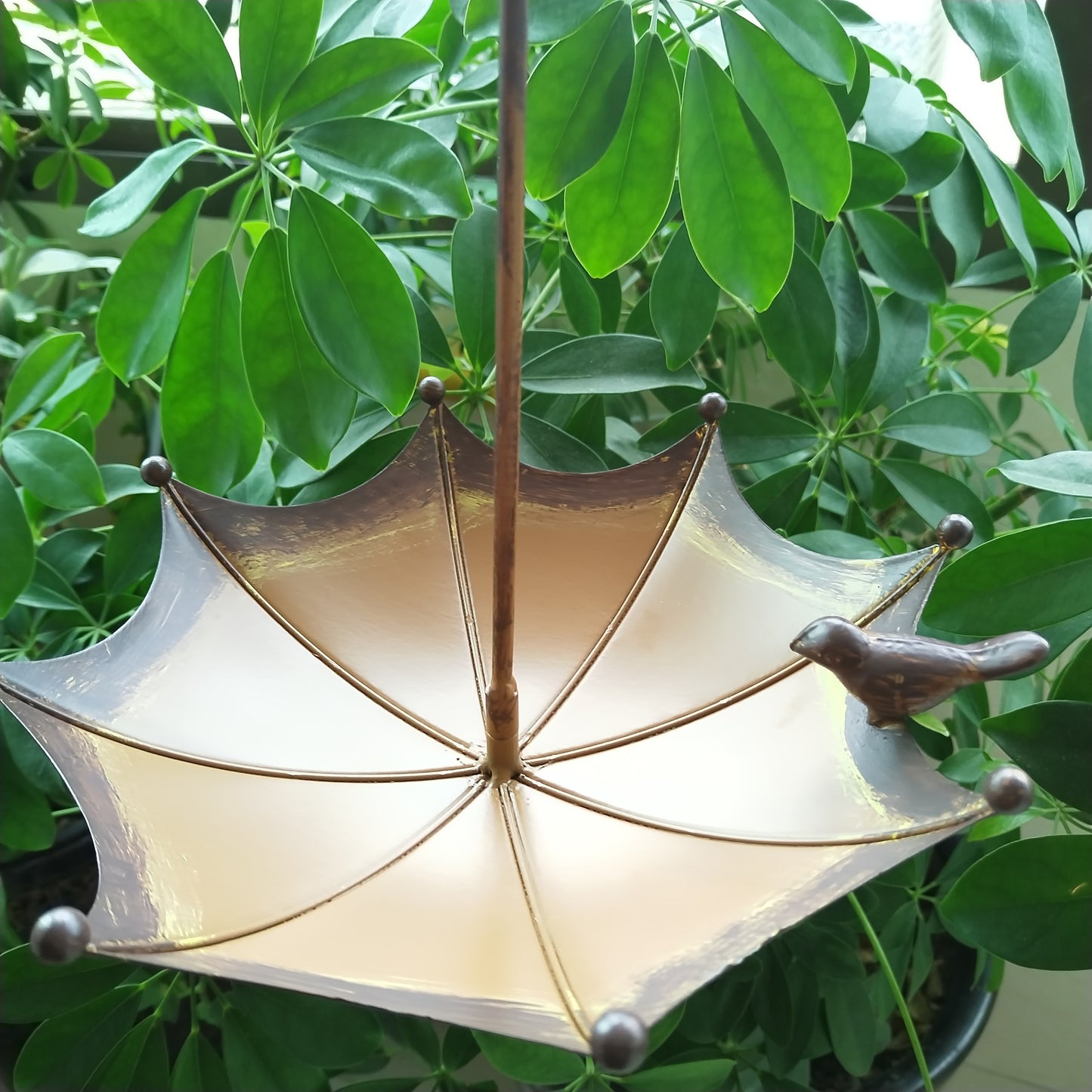 Umbrella-Shaped Bird Feeder - Metal Hanging Garden Decoration - view 3