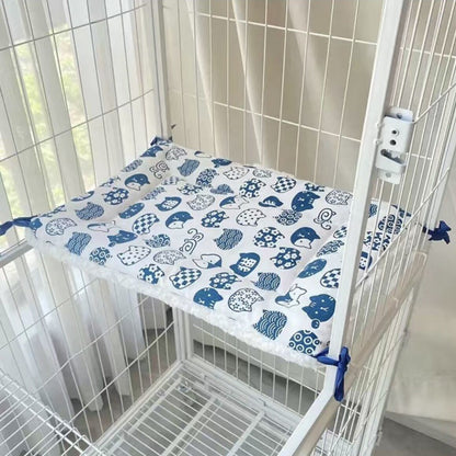 Cat Cage Platform Mat - Blue cat pattern on white background (40x60cm) - view 2
