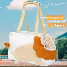 Lion Shape Pet Carrier Bag Large Capacity Breathable Mesh Adjustable Opening Portable Handheld Shoulder Travel Bag for Local Pet Owners and Small Animals - view 2