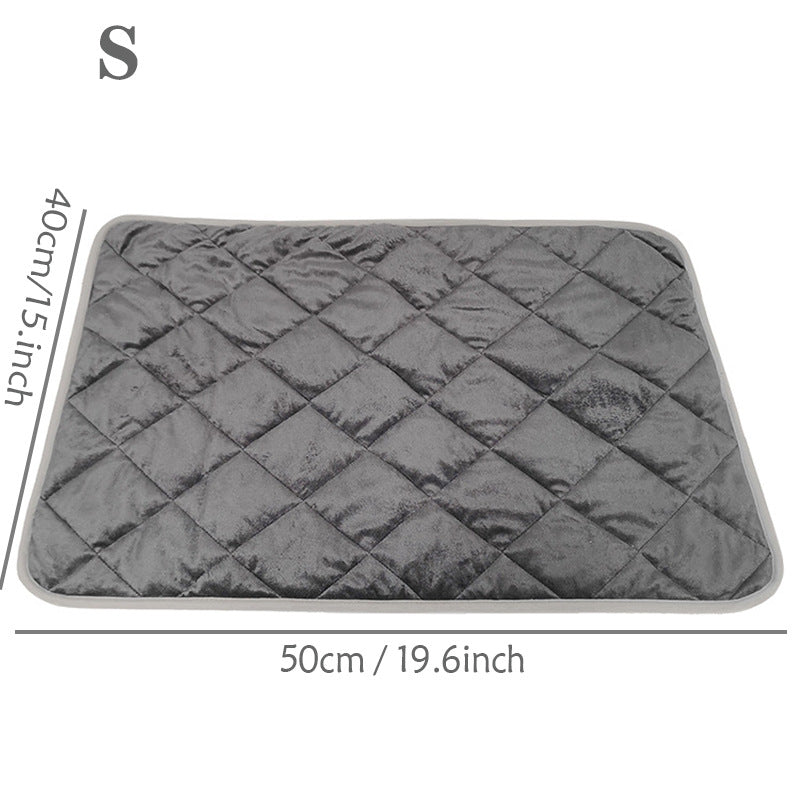 Self-Warming Pet Mat with Heat Reflective Technology for Dogs and Cats Waterproof No Electricity Needed Comfortable Winter Pad for Local Pet Owners(40x50cm)