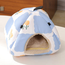 Blue and white tulips Soft Shelter for Small Mammals – Hanging & Floor Use, Waterproof Surface, Easy Clean(Size: S)