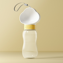 White 600ml Portable Dog Water Bottle - Leak-Proof Pet Travel Water Dispenser, Cloud-Shaped Drinking Bowl, Twist-to-Dispense Design, BPA-Free HIPS/PET Material for Walking Hiking Travel