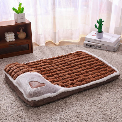 Brown S size Luxury Plush Pet Sleeping Mat, Thickened Warm Pet Bed Cushion for Dogs and Cats, Soft Fabric Pet Sofa Pad with Non-Slip Waterproof Base