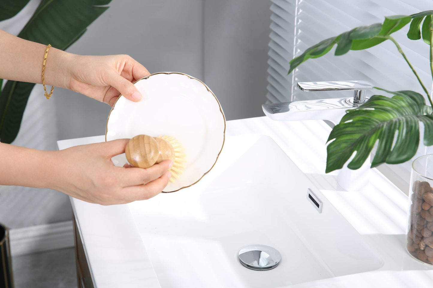 Clevinger Eco Bamboo Pot Brush - view 5